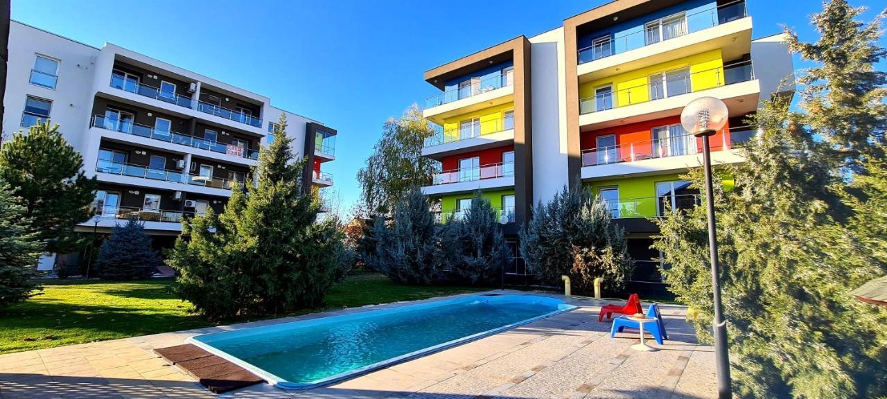 La Maison De Zoe - Airport Residences Otopeni Kültér fotó